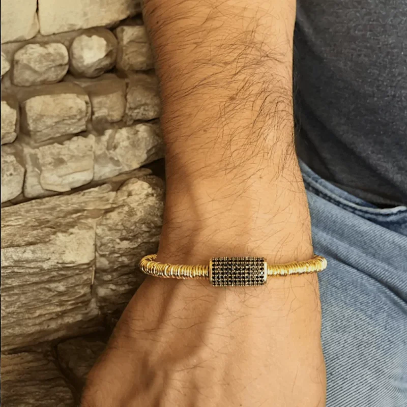 925 ayar gümüş erkek siyah taşlı halka bileklik modelleri altın kaplama